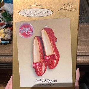 Hallmark Wizard of Oz Ornament
